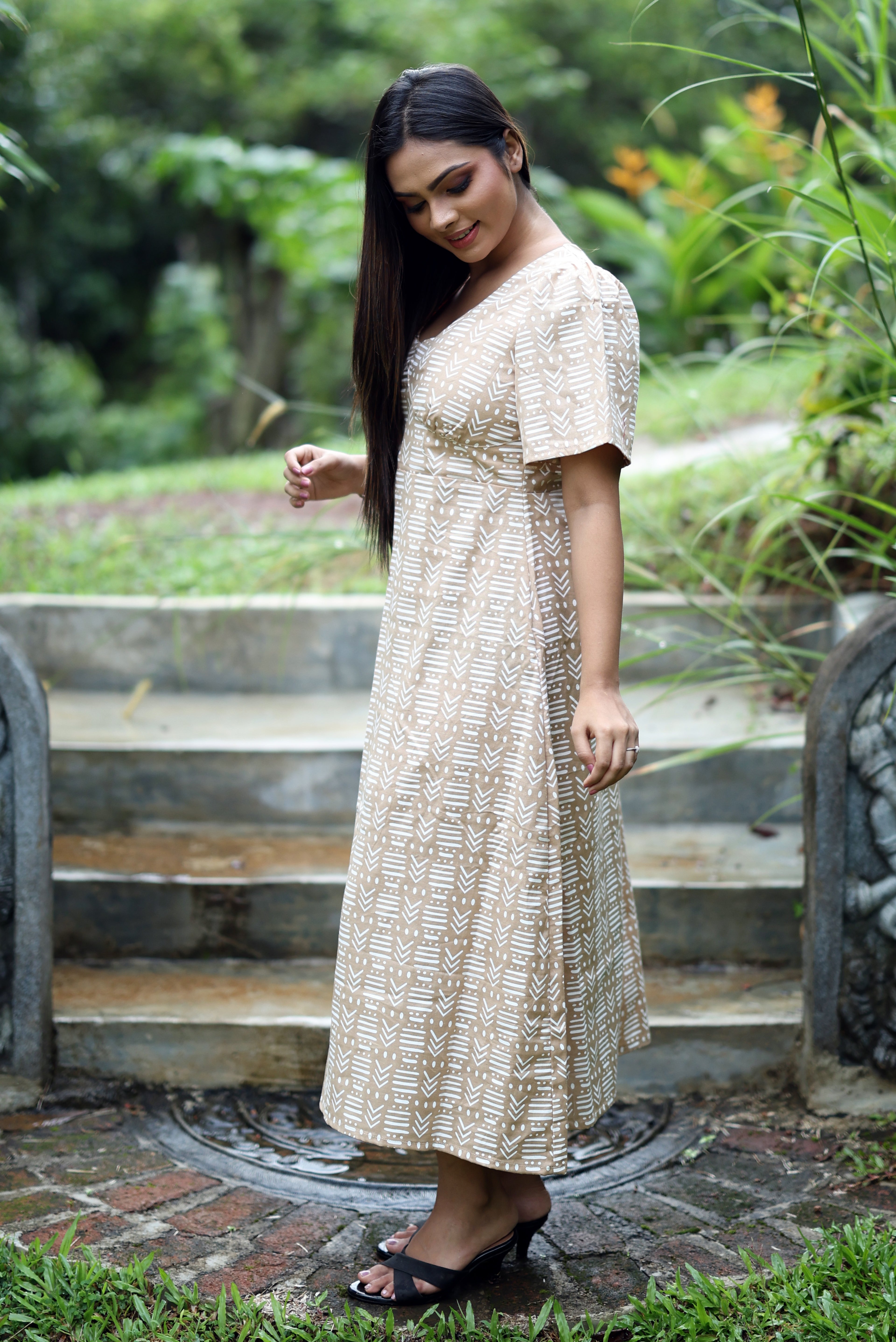 Aalia Round V Flayed Dress